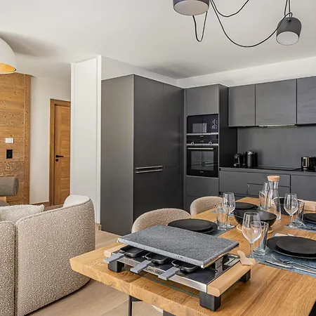 Paradisa Cosmique Moderne 2-bedroom With Amazing Mont-blanc View!